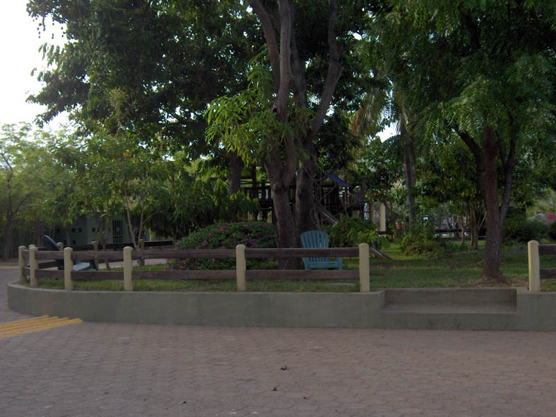 Central Plaza
