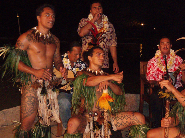 Dance Tahiti