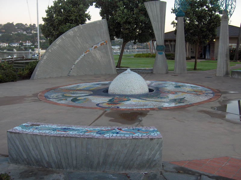 35 A Cool Artsy thingy at the Police Dock Park