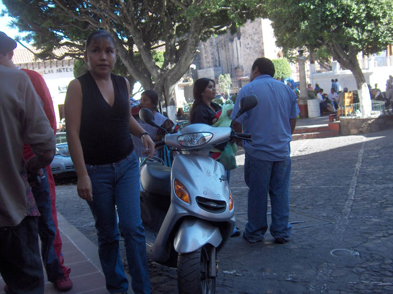 Chica at the Zocalo